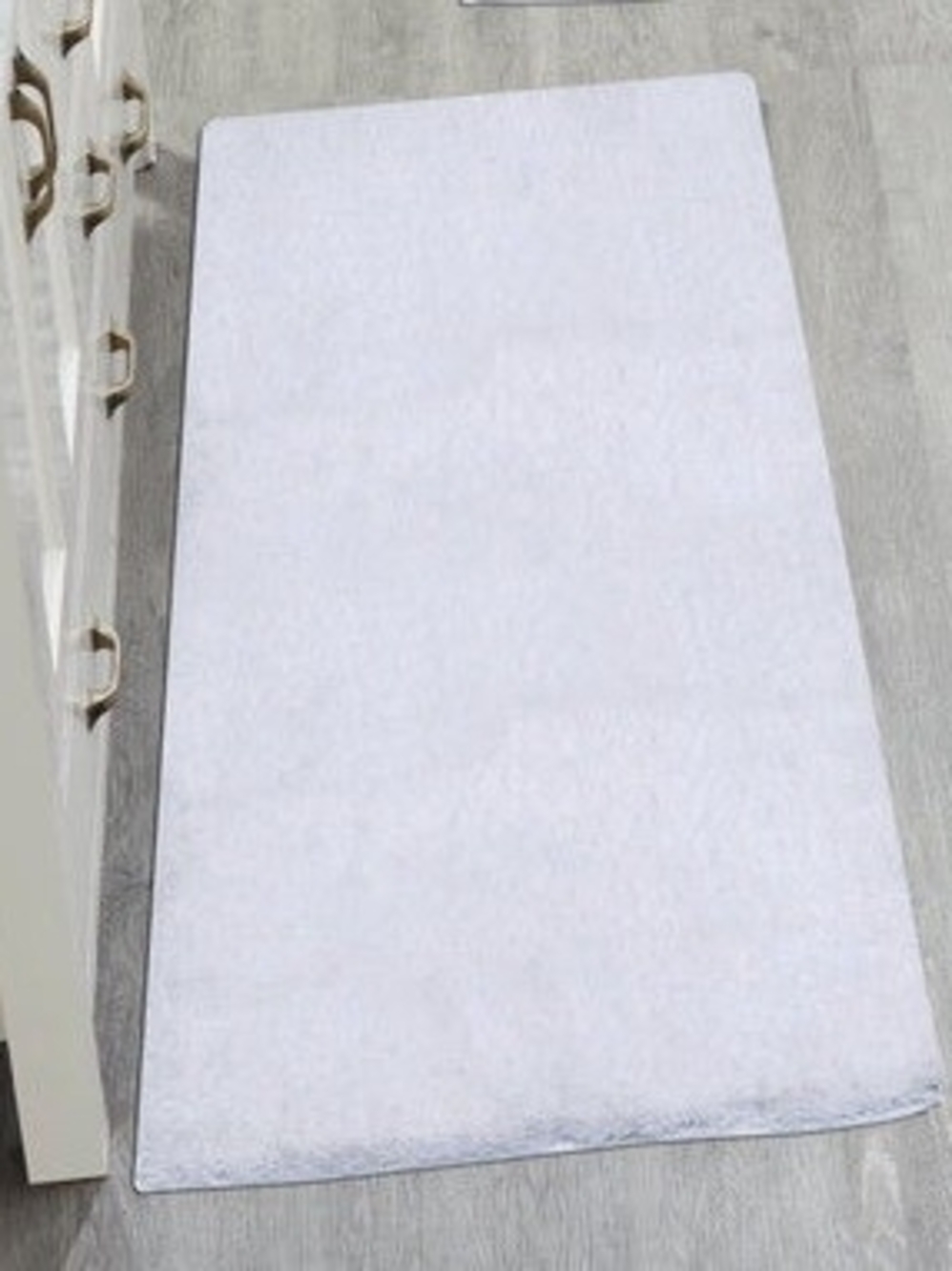 24x 60 Plush White Bath Mat/ Rug - Ultra-Soft Absorbent